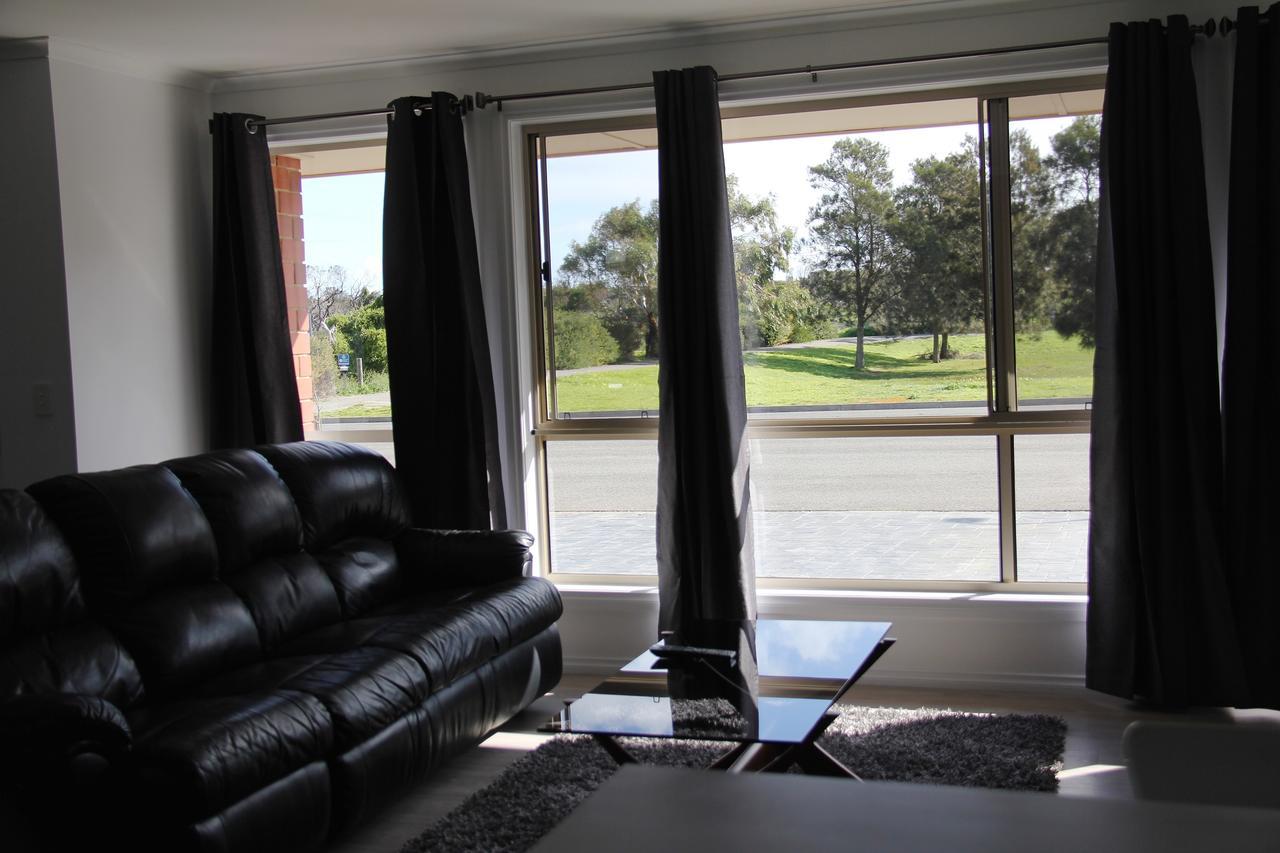 Lure Bed And Breakfast Normanville Bagian luar foto